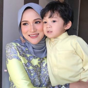 Suami Dilabel Rempit-Hanis Zalikha Tak Kisah, Hairul Azreen Memang Kelakar