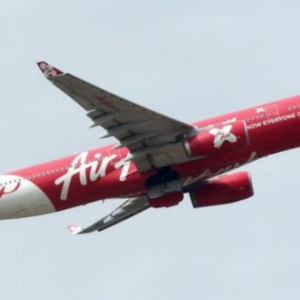 Bayi 2 Bulan Meninggal Dunia Dalam Pesawat AirAsia KL-Perth