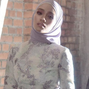 Artis 'Berlumba' Cabut Tudung, Itu Tak Normal! - Ummi Nazeera