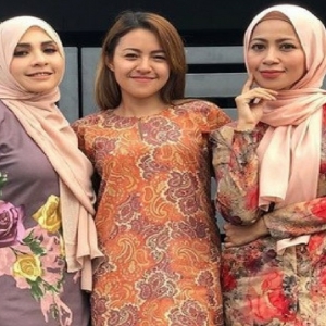 'Macam Mana Mahu Berubah Kalau Belum Dapat Hidayah?' - Zizi Kirana