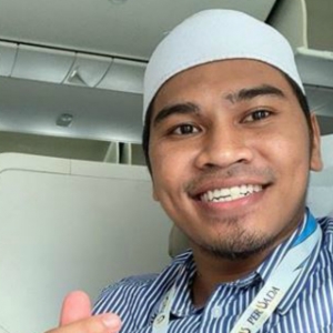 "Ain Afini, Terima Kasih Kerana Telah Melahirkan Anak Hebat Kita," -PU Abu