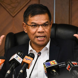 'Politik Kotor Tak Untungkan Negara' - Saifuddin Nasution