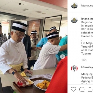 Apa Perasaan Pekerja KFC Bila Yang di-Pertuan Agong Beratur Pesan Makanan?