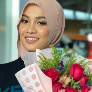 Nabila Razali 'Diserang' Isteri Orang Sebab Balas Komen Sweet Peminat?