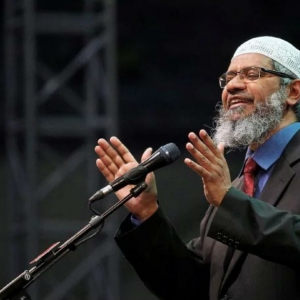 Mengejutkan! Sarawak Haramkan Dr. Zakir Naik Memasuki Negeri Itu