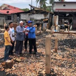 Dua Beradik Suka Bakar Rumah Ditangkap Polis