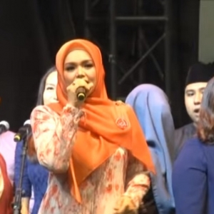 Siti Nurhaliza Nyanyi Lagu Warisan, Netizen Kata 'Tak Ada Ummph!'