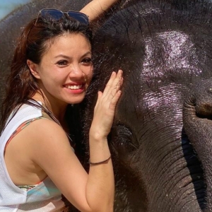 Ramai Geram Tiz Zakyah Mandi Dengan Gajah, "Saya Pun Nak Jadi Gajah Lah" - Peminat