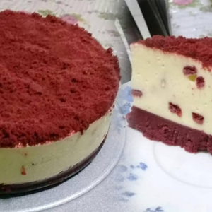 Red Velvet Oreo Cheesecake Tanpa Bakar, Mudah Saja Nak Buat!