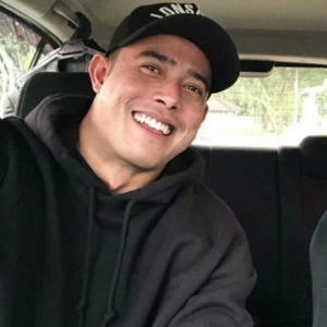 "Dah 2020 Ke?" Zul Ariffin Kembali Di Instagram Selepas Kontroversi Video Lucah