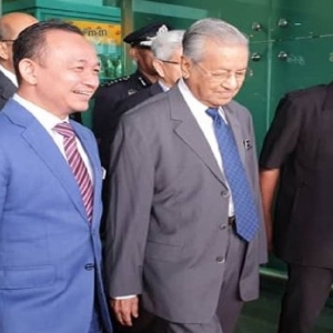 Spekulasi Tun Dr. Mahathir Tulis Surat Minta Maszlee Berundur, Benarkah?