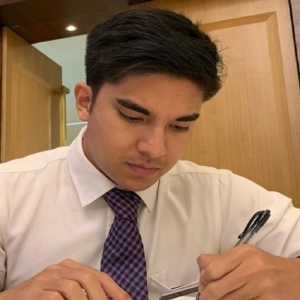 Wang Dianggarkan RM250,000 Dalam Peti Besi Syed Saddiq Hilang