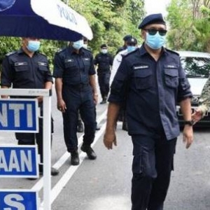 Masyarakat JB Keras Kepala, Doktor Luah Rasa Bengang