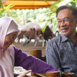 Azizah Calon Terbaik Bakal PM, Rakyat Dah Bosan Dengan Anwar