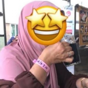 Patut Kuarantin Di Rumah Tapi Selamba Lepak Kedai Makan