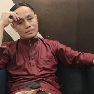 "Kau Asyik Terperangkap Dengan Persepsi" - Salah Ke PU Azman Buat TikTok?