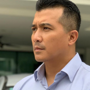 Aaron Aziz Tunjuk 'Baki' Dalam Akaun - "Artis Pun Manusia Biasa"