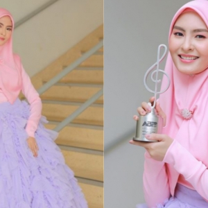 Gaun Sweet Muslimah Barbie Doll Wany Hasrita Guna 100 Meter Kain