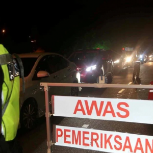 Ronda Tengah Malam Tengok Persiapan PDRM Berdepan PKP, Buat Sesak Je!