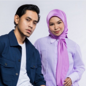 Khai Bahar Dan Aina Abdul Bercinta?