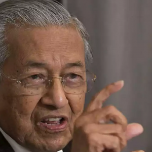 Tun M Dakwa Kedaulatan Undang-undang Negara Dah Dihapuskan