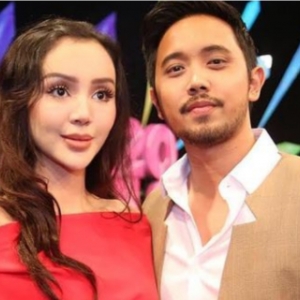 "Tengah Bulan Kami Pun Sesak," -Ben Ali Dan Nadiyah Shahab Amal Hidup Sederhana