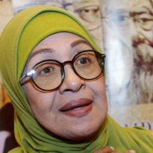 Fauziah Nawi Sanggup Jumpa Agong Dan PM Nak Mohon Kebenaran Shooting