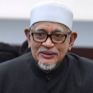 Presiden PAS, Haji Abdul Hadi tawar diri jadi sebahagian yang pertama terima vaksin COVID-19