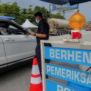 Buka sempadan, rentas negeri selepas imunisasi capai tahap tertentu. Raya?