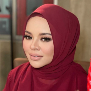 Siti Sarah Didakwa ‘Acah’ Baik Dan Menunjuk-Nunjuk,