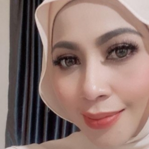 Ramai Sangat Dengki, Syura Sindir Rakan Artis?