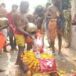 Orang Kampung Buat Ritual Aneh, Cuba Hidupkan Kembali Mayat