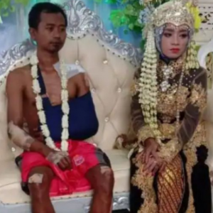 Tular Pengantin Bersanding Pakai Seluar Pendek Dan Tak Berbaju, Ini Kisah Sebenarnya...