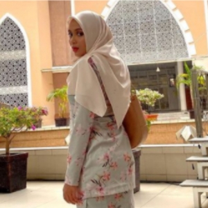 Riena Diana Bertudung Sepanjang Ramadan