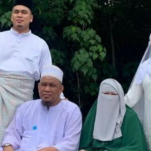 “Mak Bapa Warak, Anaknya Subhanallah...”- Bekas Suami Zarina Anjoulie Kena Serang Lagi