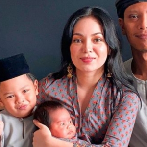 Sibuk Jaga Dua Anak, Nad Zainal Syukur Suami Rajin Tolong