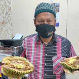 Beli Durian Musang King Harga RM140 Tapi Busuk Dan Berulat