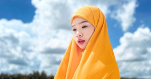 Ai Wahida Dituduh Tiru Neelofa- Ditohmah Selepas Bertudung Labuh