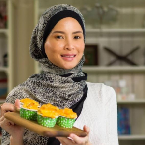 Banyak Kongsi Gambar & Video Bertudung, Daphne Dah Betul-betul Berhijab Ke?