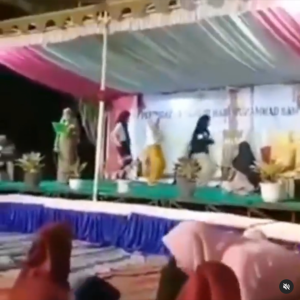 Biadab! 3 Remaja Joget ‘Goyang Pargoy’ Ketika Sambut Maulidur Rasul