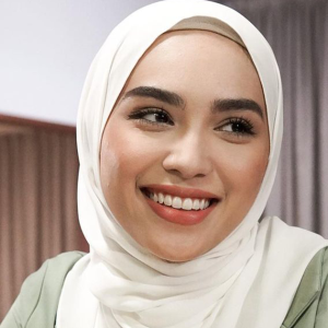 Enggan Terus Dikata 'Kayu', Sharifah Rose Masuk Kelas Lakonan Ellie Suriaty