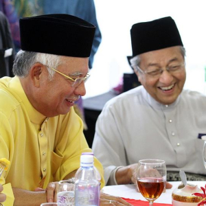 Isu Tanah RM100 Juta, Najib Mula Membidas Tun M