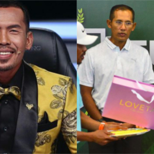 Main Golf Bersama, Shuib Hadiahkan Set Hijab Pada Raja Permaisuri Agong