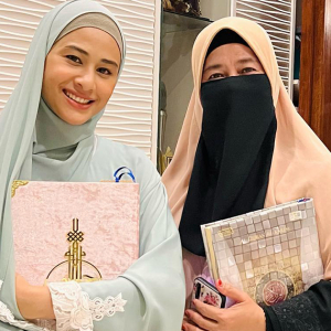 'Yang Pertama Tahun Ini' - Fouziah Gous Syukur Khatam Lagi