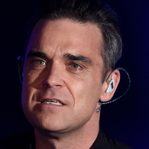 Tinggal Merata, Robbie Williams Dah Tak Ada Rumah