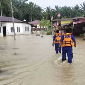 Mangsa Banjir Tak Dapat Bantuan Kerana Borang Bantuan Hilang?