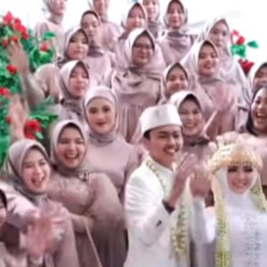 Pengantin Lantik 41 ‘Bridesmaid’, Ada Yang Nak Lawan?