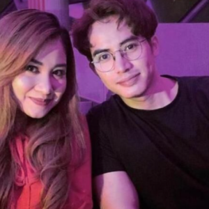 Lepas Putus Dengan Zarina Anjoulie, Zoey Rahman Nak Kahwin Dengan Shakira Stephen