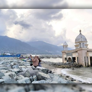 Seronok Ngabuburit Di Lokasi Yang Pernah Dibadai Tsunami Ini