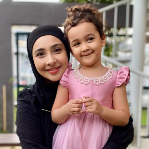 Dugaan Beg Dicuri Tak Patahkan Semangat Lufya Omar Beribadah Di Masjid